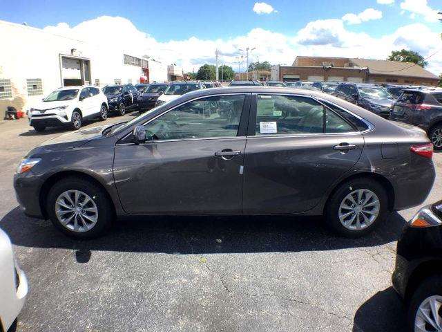 2017 Toyota Camry LE 4Dr Sedan